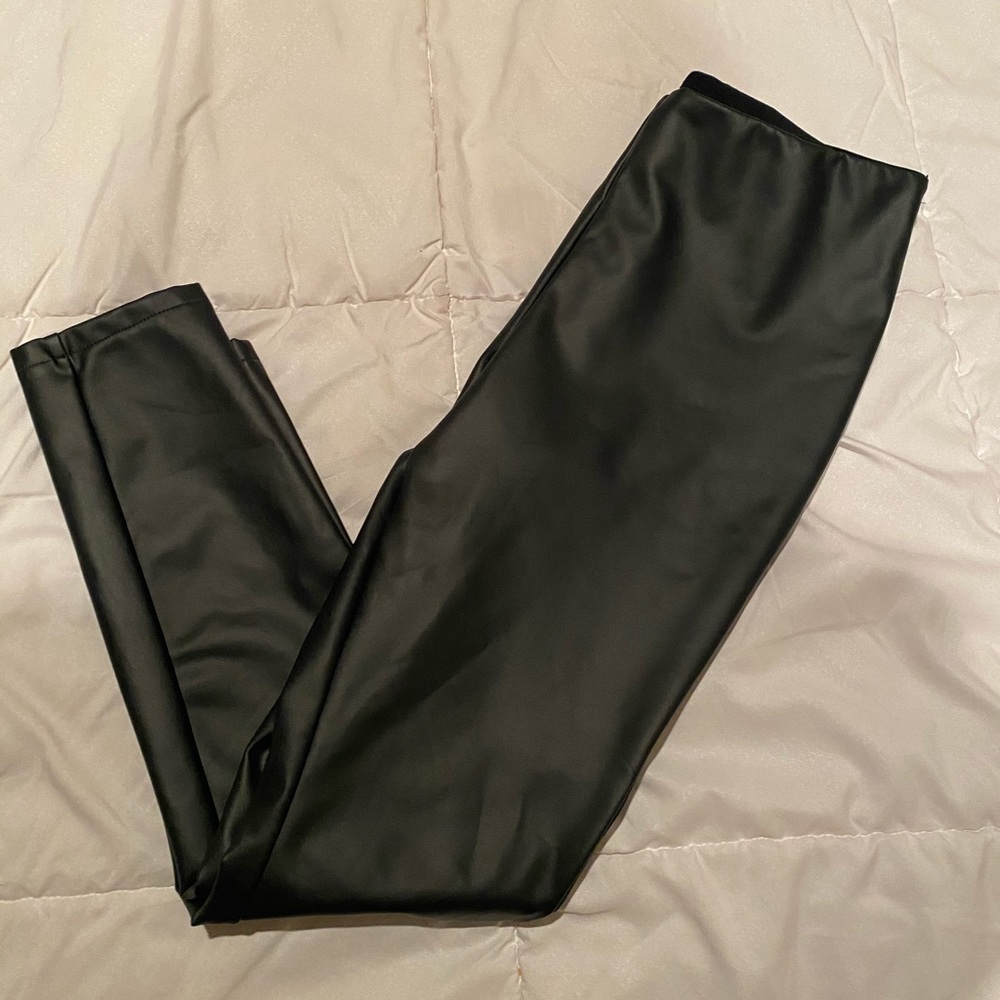 Leather leggings
